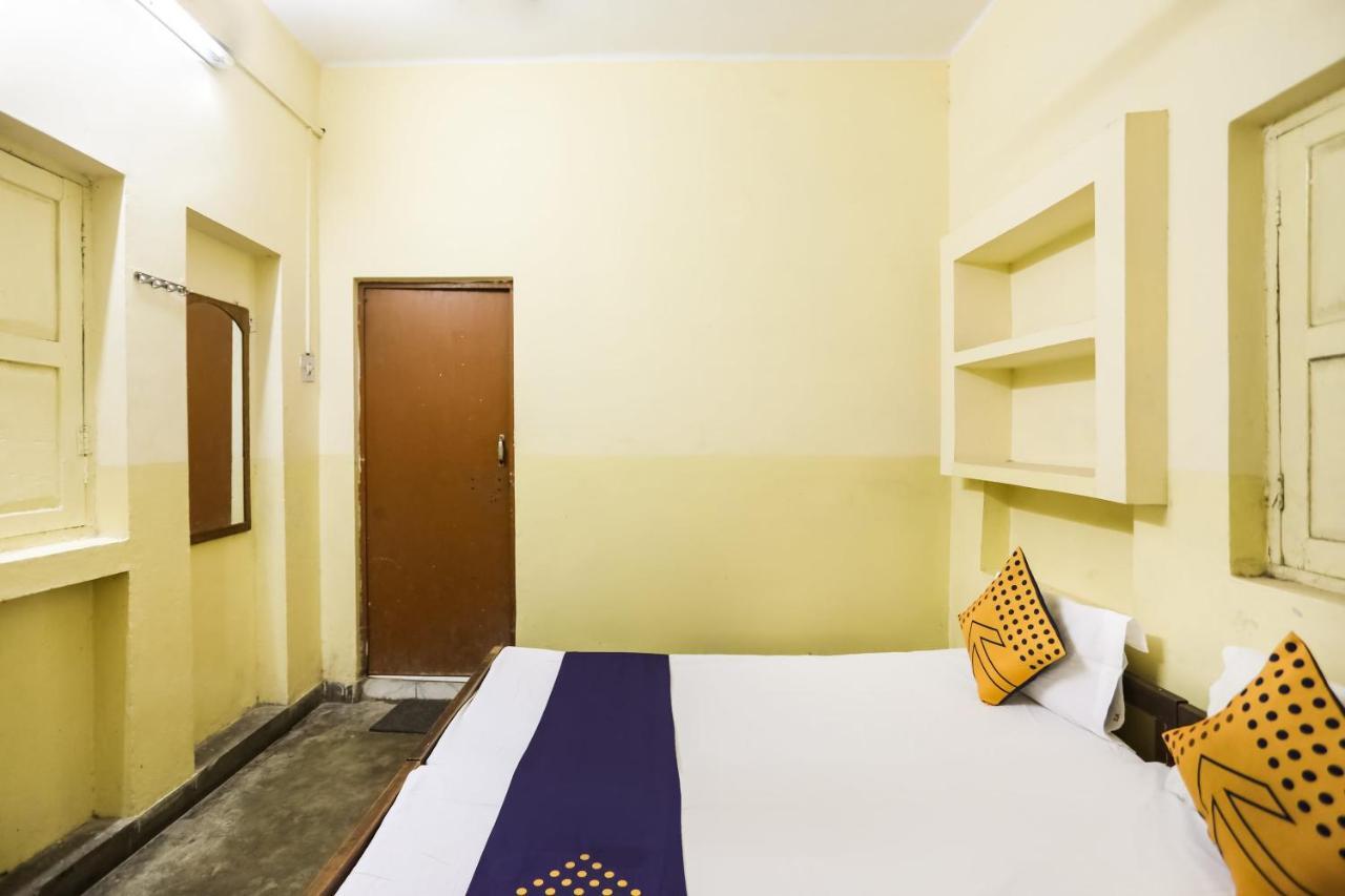 Spot On 64751 Hotel Shivani Palace Muthiganj Zewnętrze zdjęcie