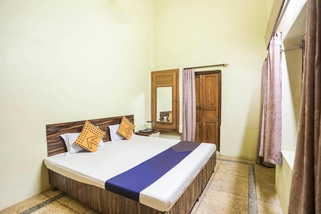 Spot On 64751 Hotel Shivani Palace Muthiganj Zewnętrze zdjęcie