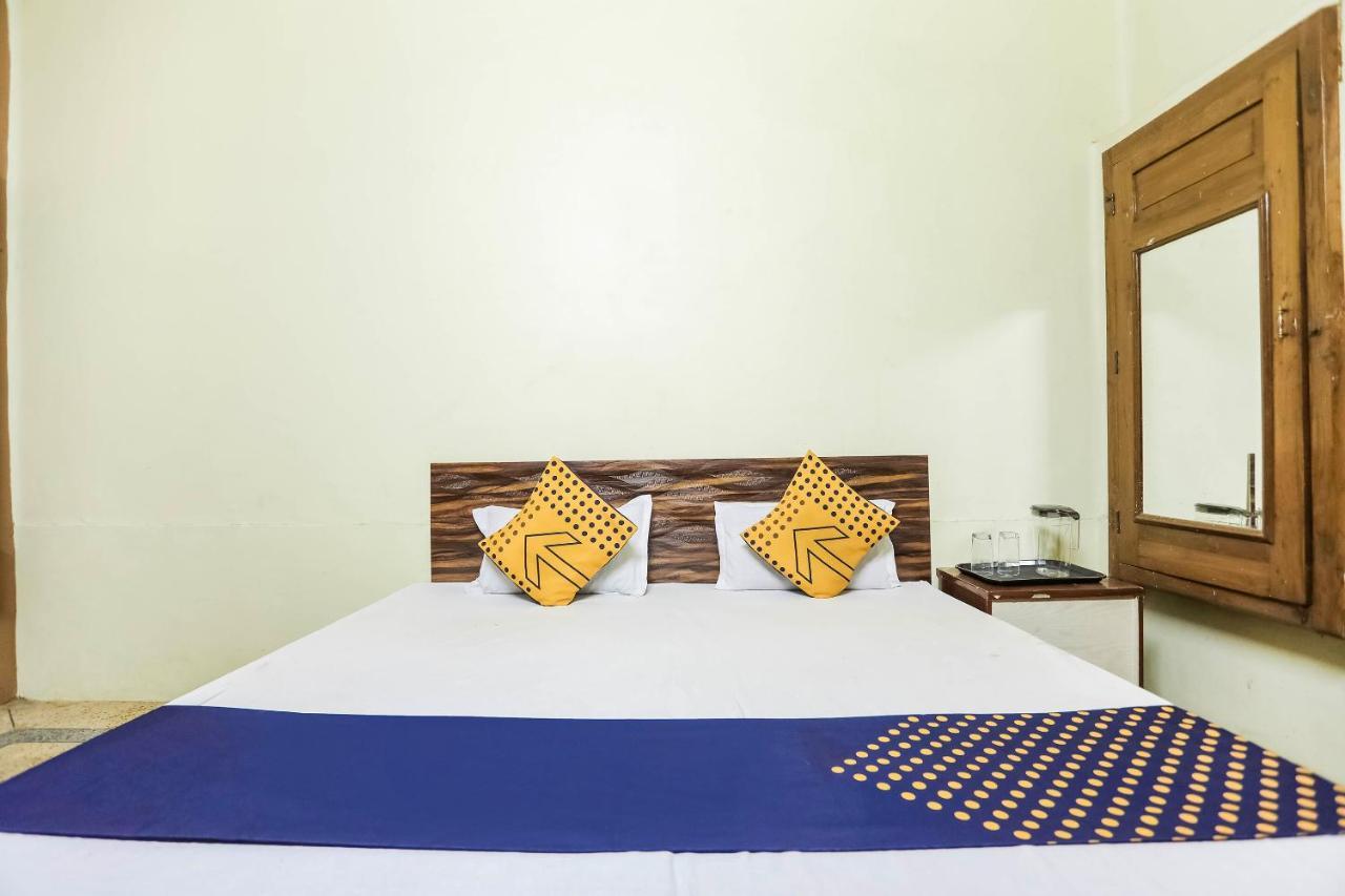 Spot On 64751 Hotel Shivani Palace Muthiganj Zewnętrze zdjęcie