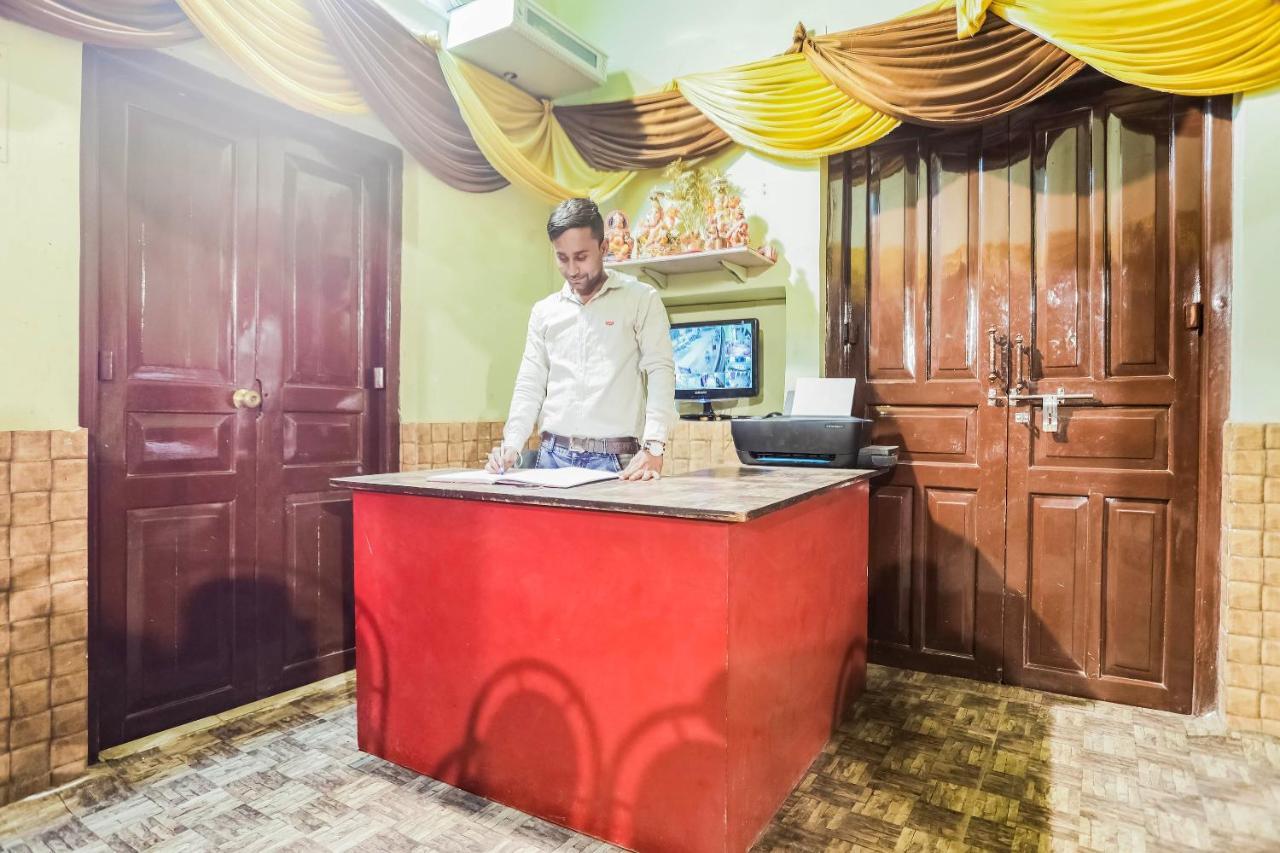 Spot On 64751 Hotel Shivani Palace Muthiganj Zewnętrze zdjęcie