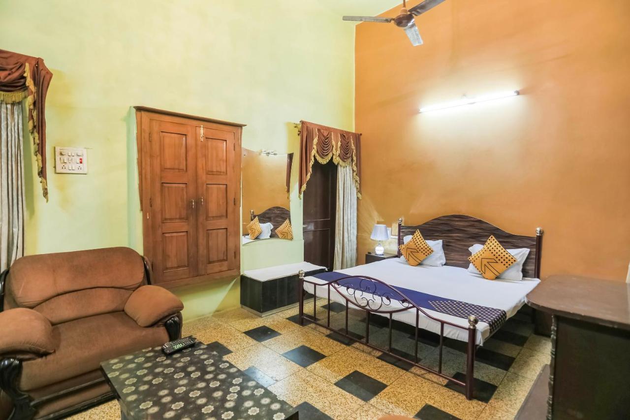 Spot On 64751 Hotel Shivani Palace Muthiganj Zewnętrze zdjęcie