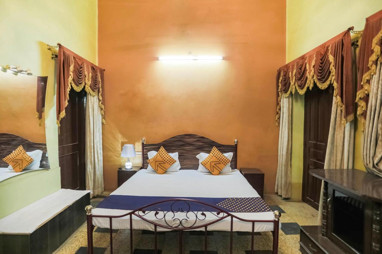 Spot On 64751 Hotel Shivani Palace Muthiganj Zewnętrze zdjęcie